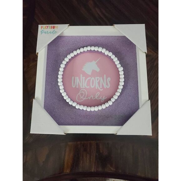 NEW PLAYROOM PARADE WALL DECOR - Picture 1 of 4
